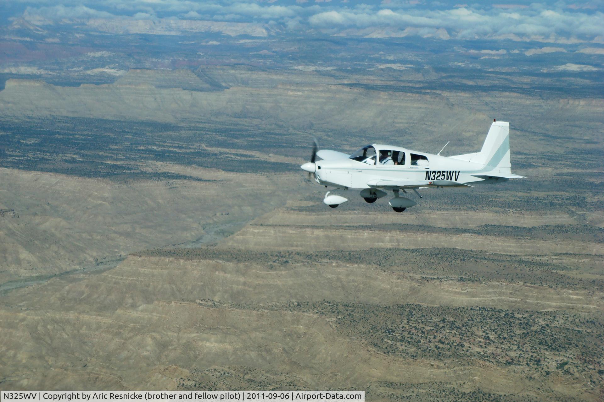 N325WV, 1973 Grumman American AA-5 Traveler C/N AA5-0393, Over Grand Staircase Escalante, Utah, enroute Grand Canyon, Arizona.