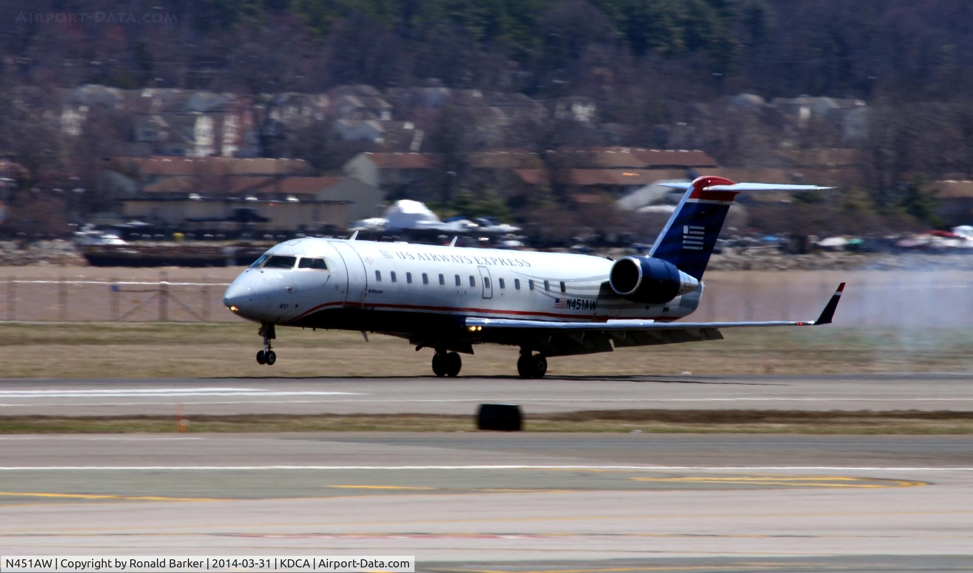 N451AW, 2003 Bombardier CRJ-200LR (CL-600-2B19) C/N 7832, Touch down National