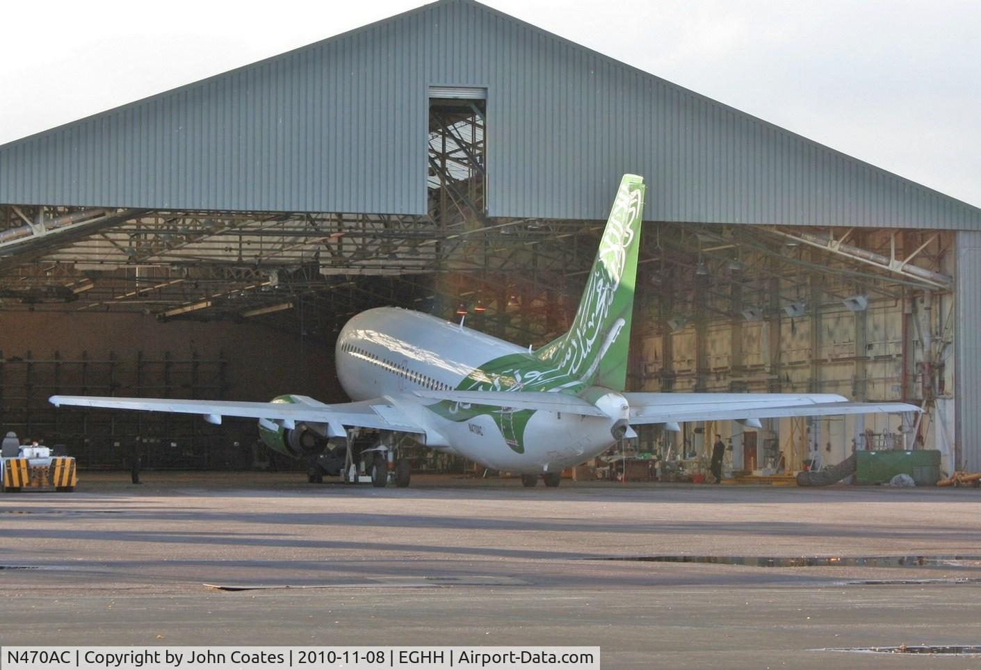 N470AC, 1989 Boeing 737-3L9 C/N 24570, ex HZ-AMC before repaint to corporate scheme