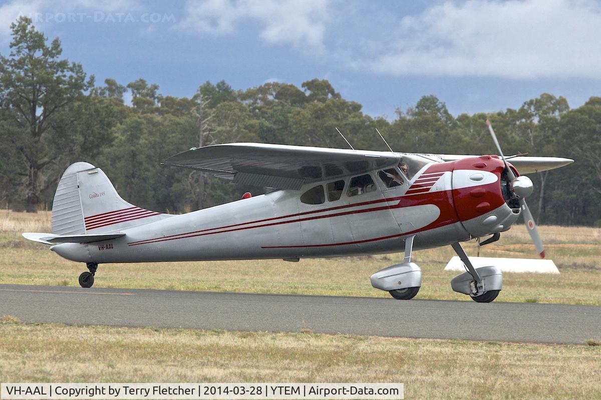 VH-AAL, 1948 Cessna 190 C/N 7129, At Temora Airport during the 40th Anniversary Fly-In of the Australian Antique Aircraft Association