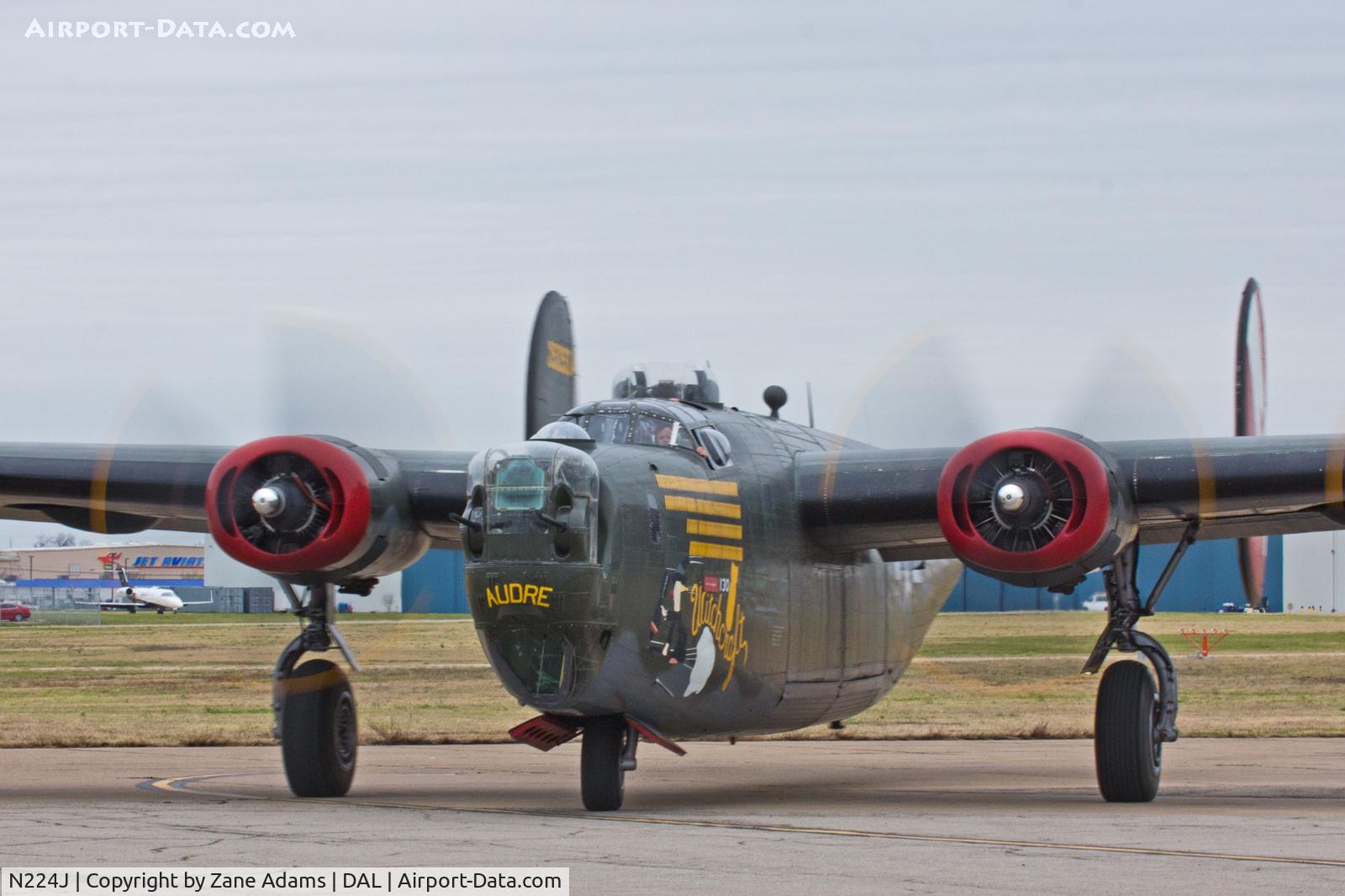 N224J, 1944 Consolidated B-24J-85-CF Liberator C/N 1347 (44-44052), Collings Foundation 2014 Dallas visit.