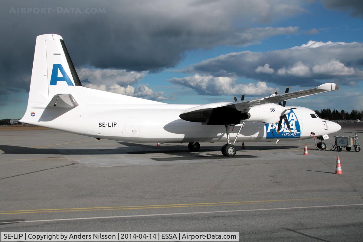 SE-LIP, 1989 Fokker F-27-500 Friendship C/N 20147, Parked at ramp R.