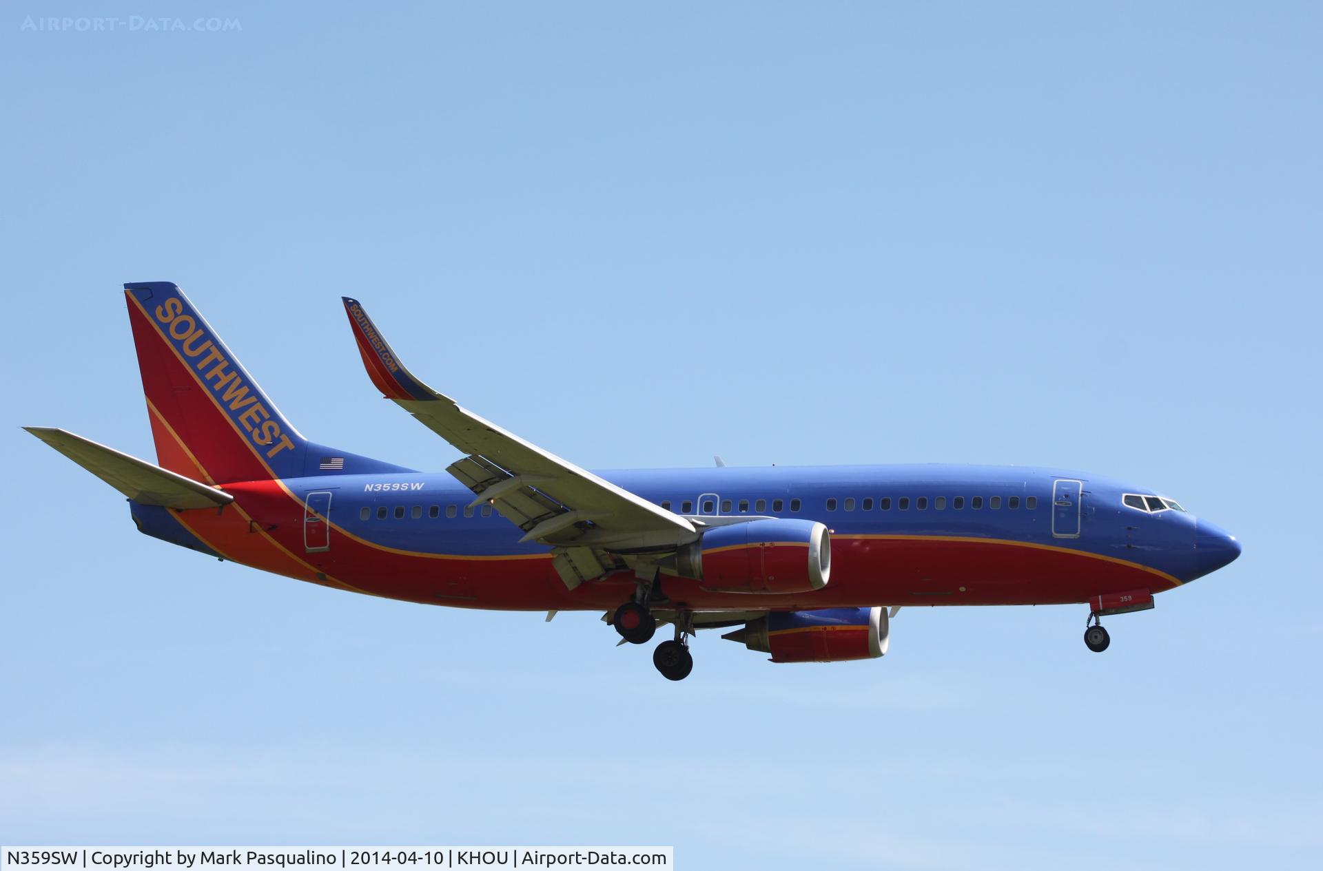 N359SW, 1992 Boeing 737-3H4 C/N 26596, Boeing 737-300