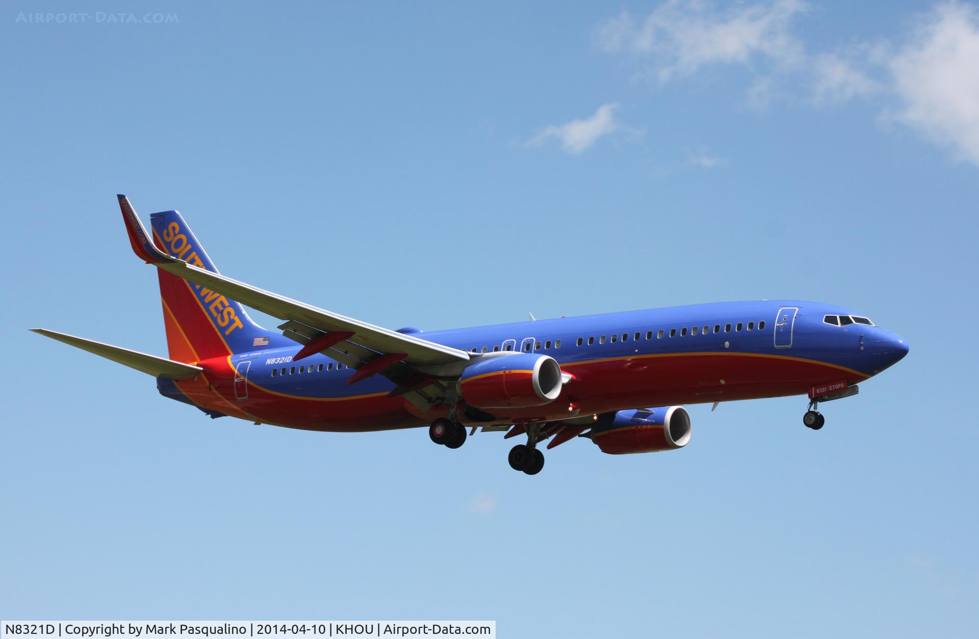 N8321D, 2012 Boeing 737-8H4 C/N 36687, Boeing 737-8H4