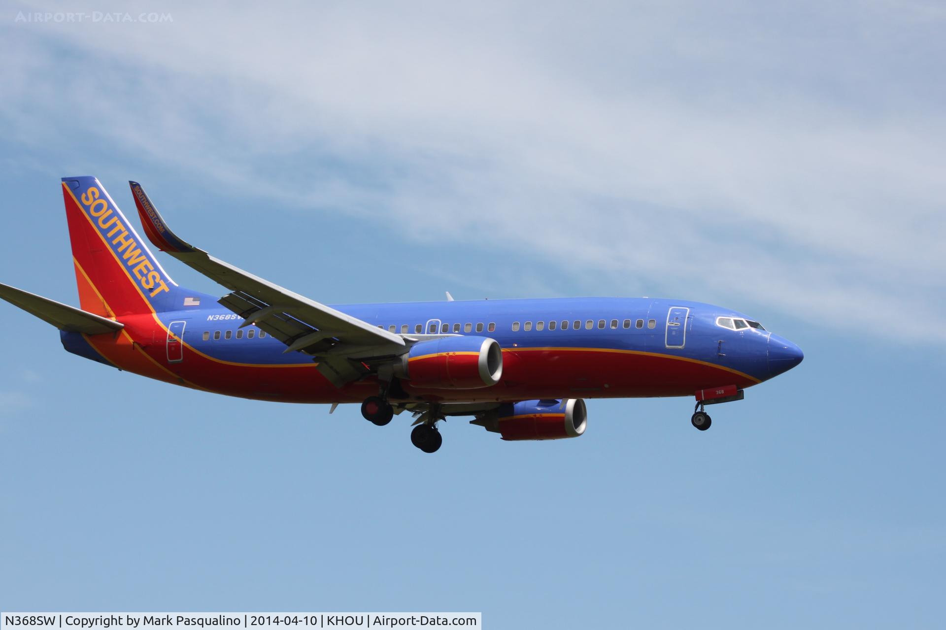 N368SW, 1993 Boeing 737-3H4 C/N 26579, Boeing 737-300
