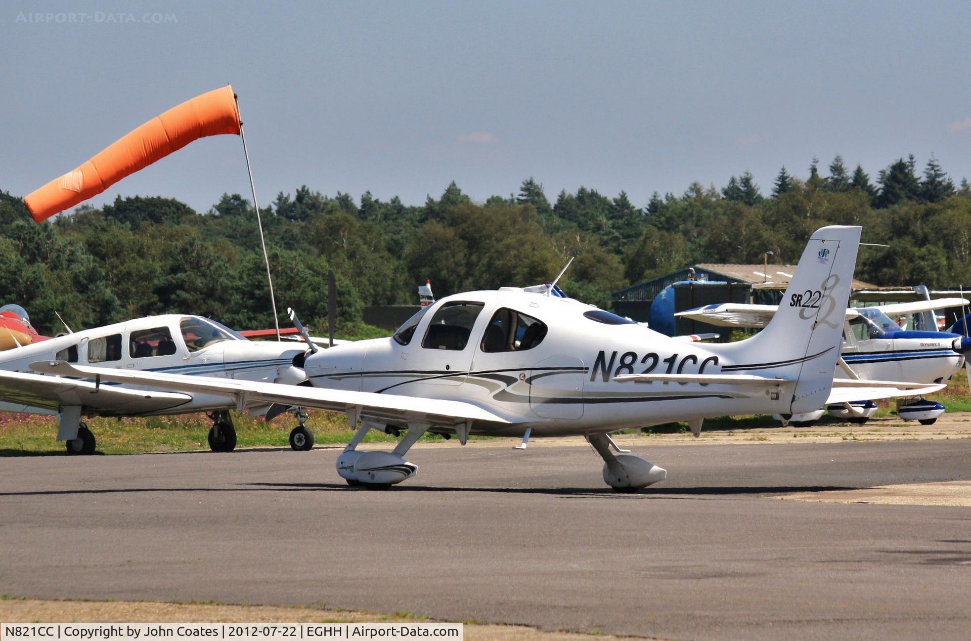 N821CC, 2005 Cirrus SR22 G2 C/N 1427, At BHL