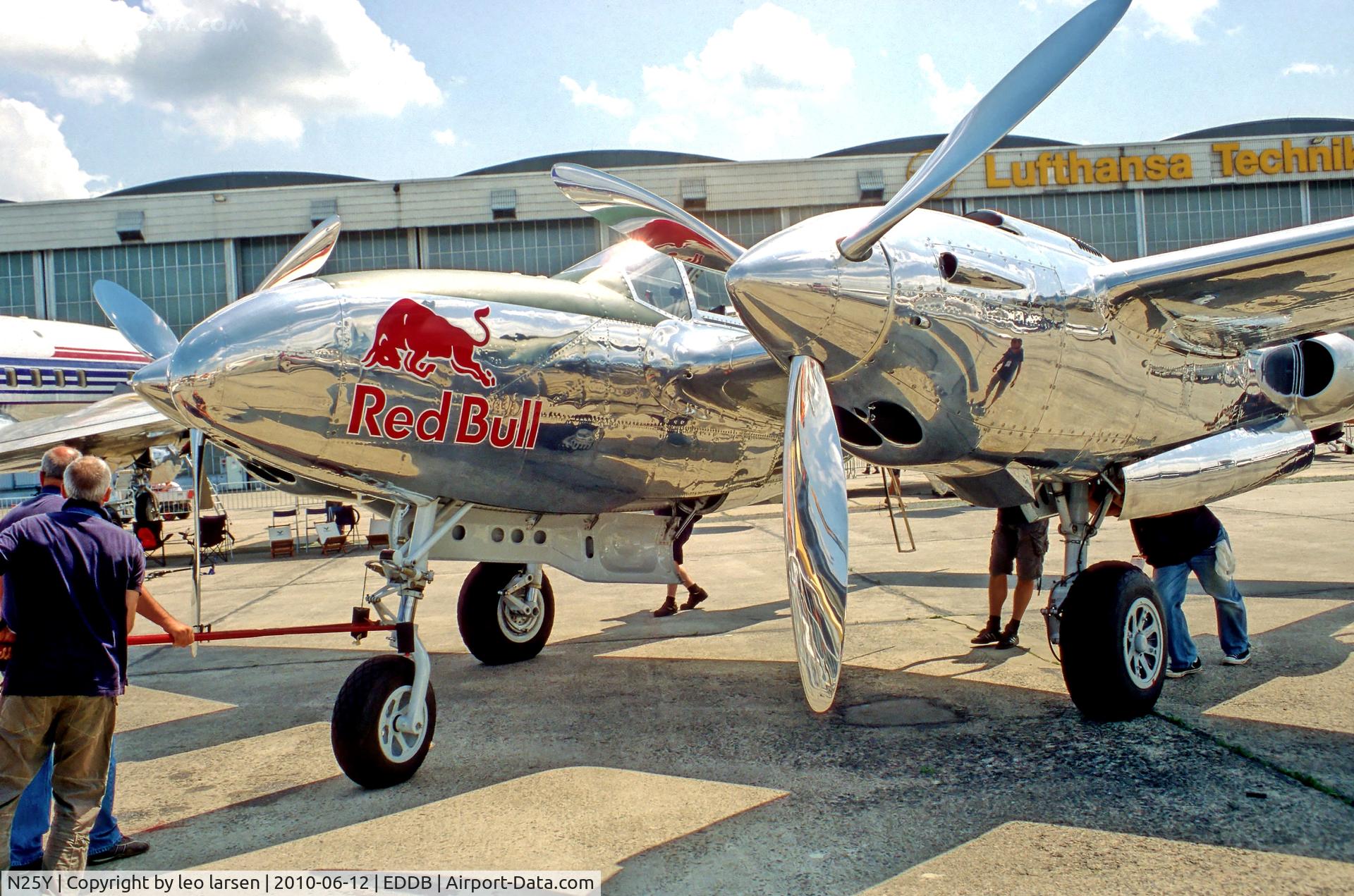 N25Y, 1944 Lockheed P-38L-5LO Lightning C/N AF44-53254, Berlin Airshow 12.6.10