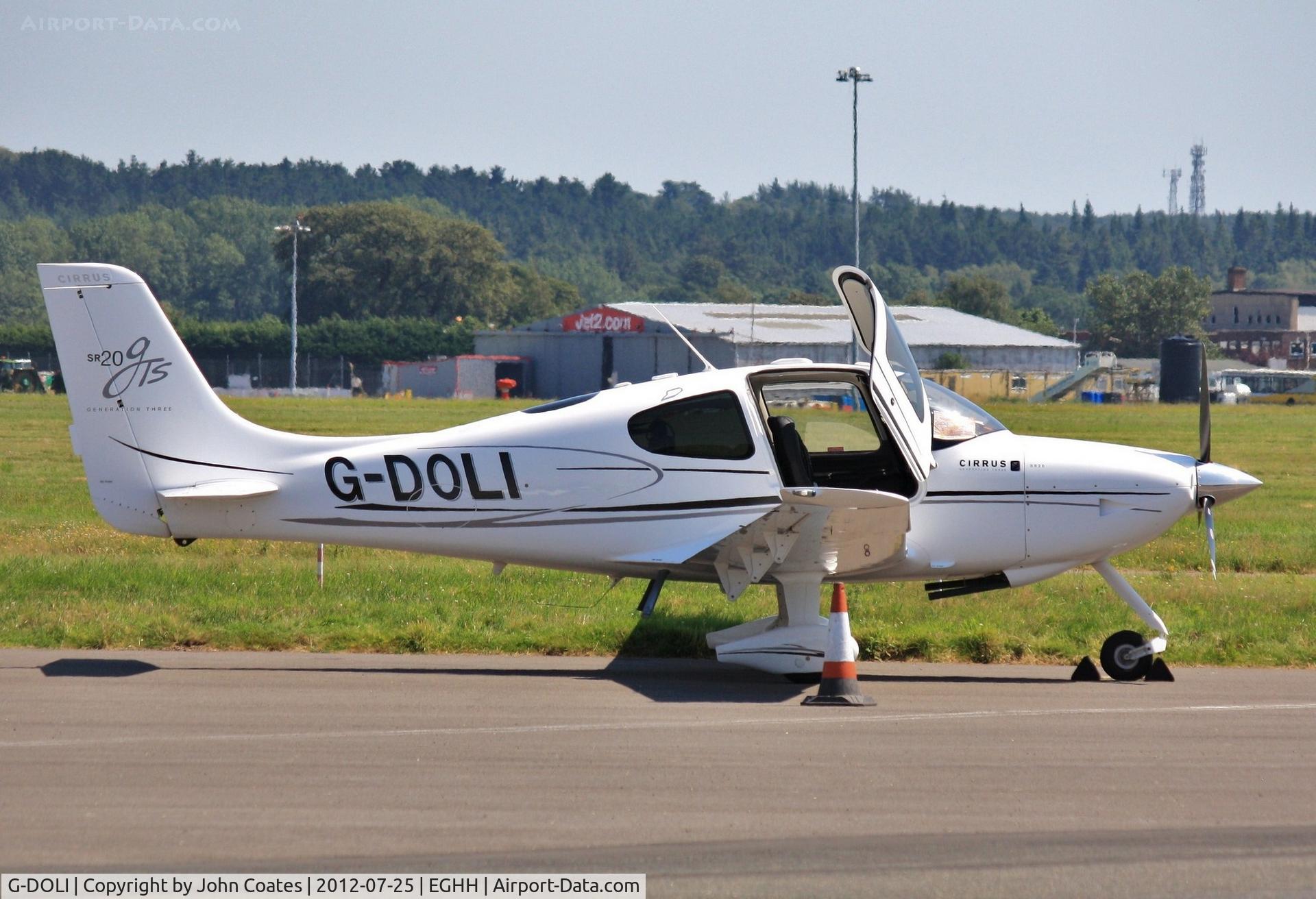 G-DOLI, 2008 Cirrus SR20 G3 GTS C/N 2009, At Sigs
