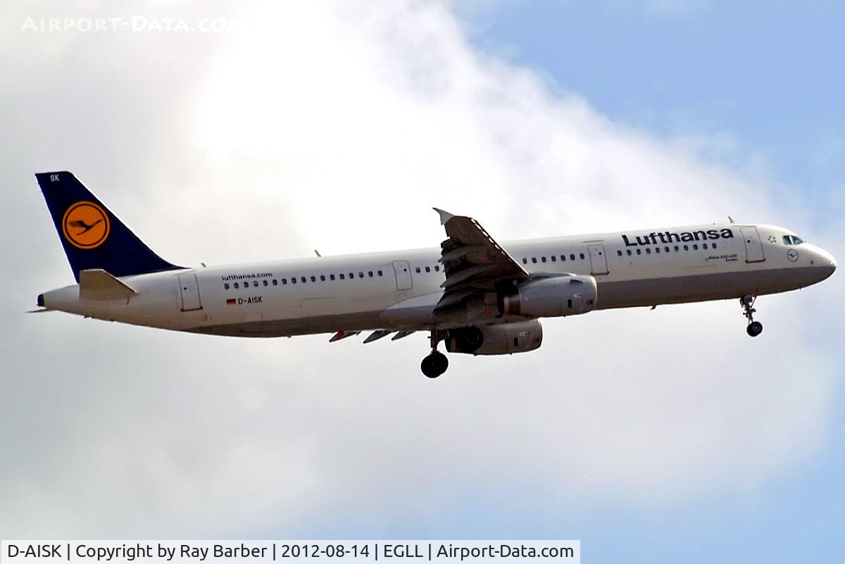 D-AISK, 2008 Airbus A321-231 C/N 3387, Airbus A321-231 [3387] (Lufthansa) Home~G 14/08/2012. On approach 27L.
