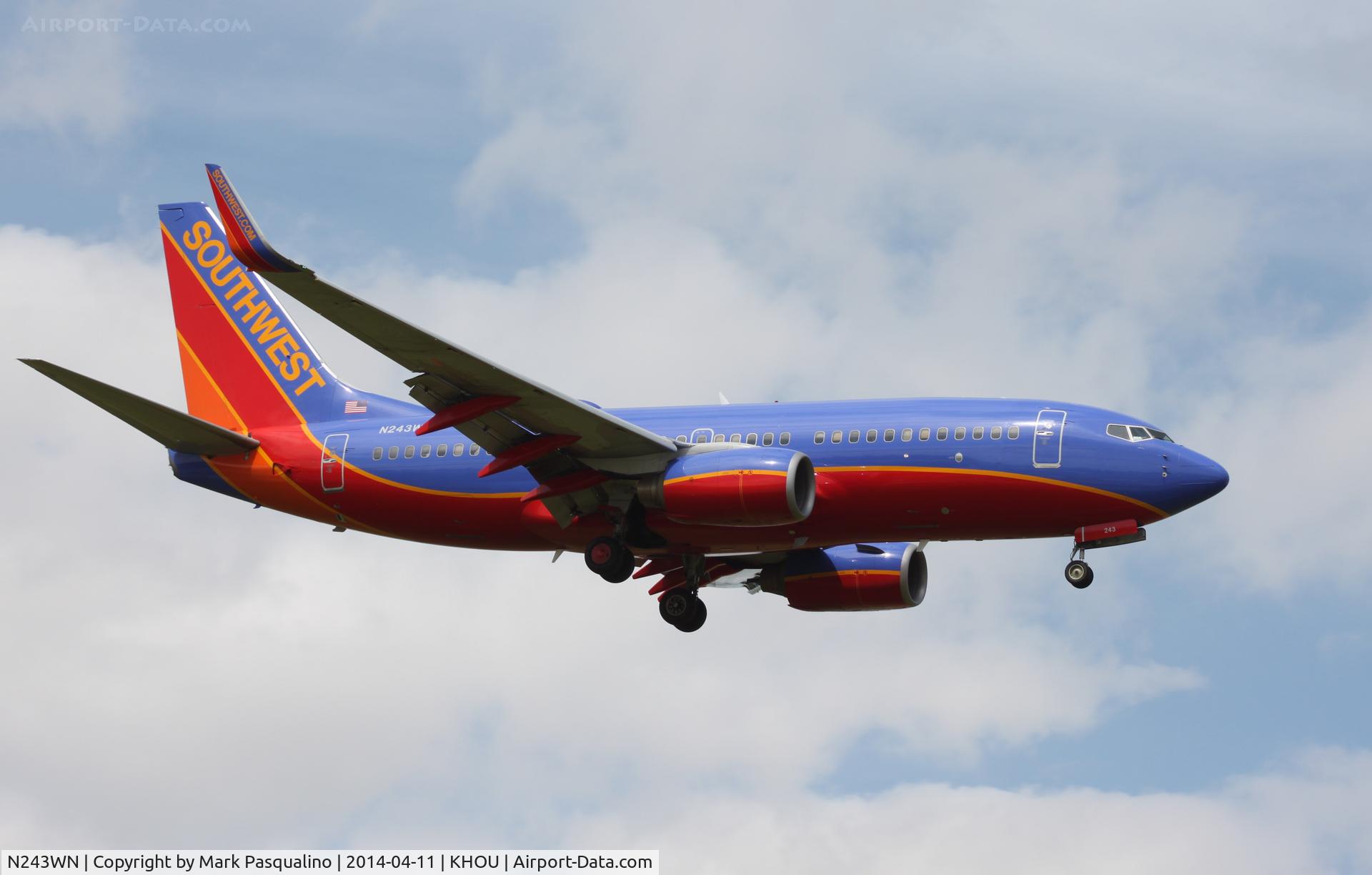 N243WN, 2006 Boeing 737-7H4 C/N 34863, Boeing 737-700