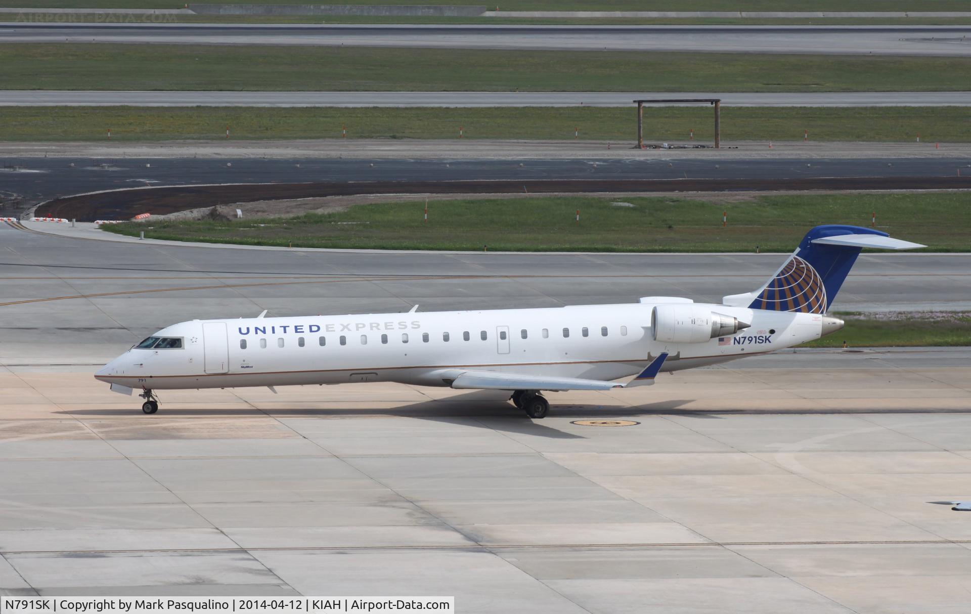 N791SK, 2009 Bombardier CRJ-700 (CL-600-2C10) Regional Jet C/N 10293, CL-600-2C10