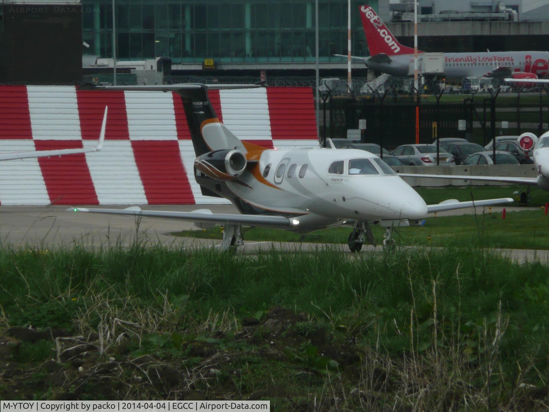 M-YTOY, 2009 Embraer EMB-500 Phenom 100 C/N 50000112, just taxing off the OCS RAMP did not stay long