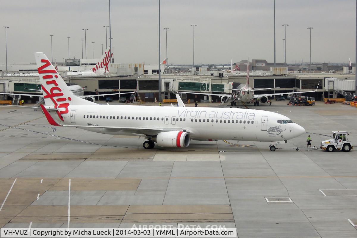 VH-VUZ, 2010 Boeing 737-8FE C/N 39921, At Tullamarine