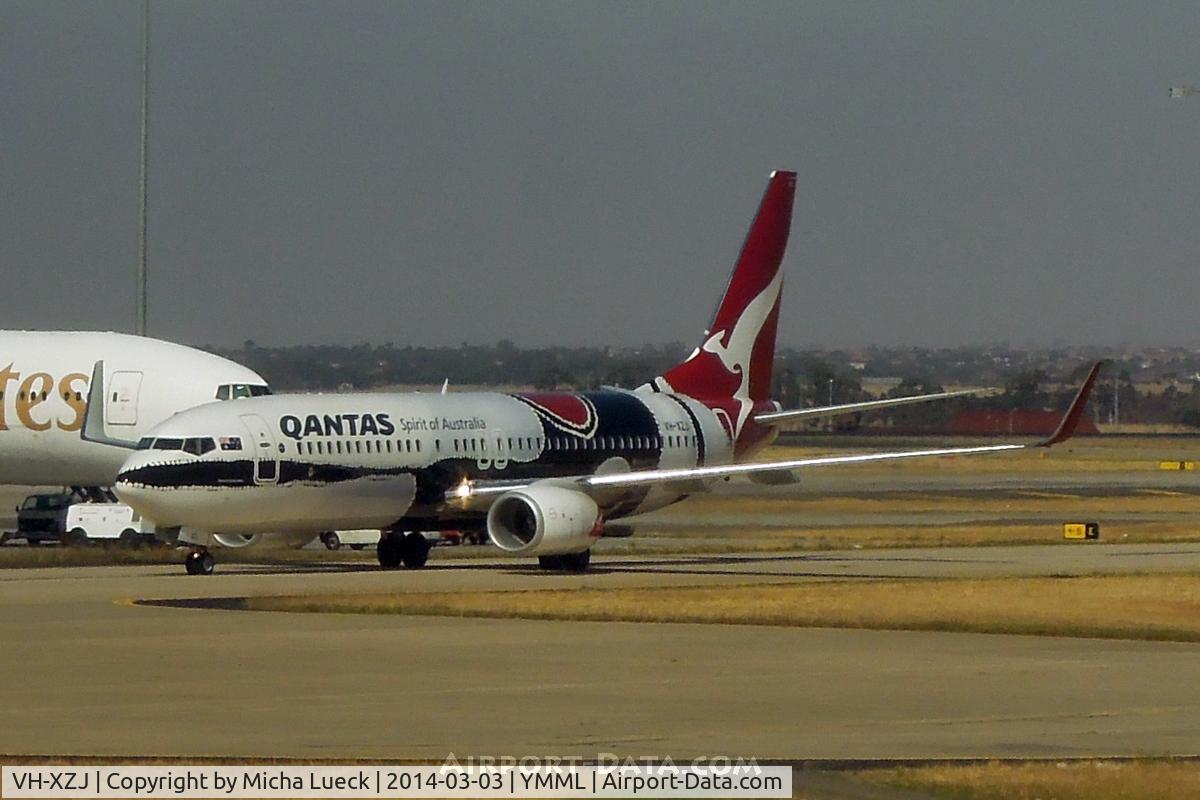 VH-XZJ, 2013 Boeing 737-838 C/N 39365, At Melbourne