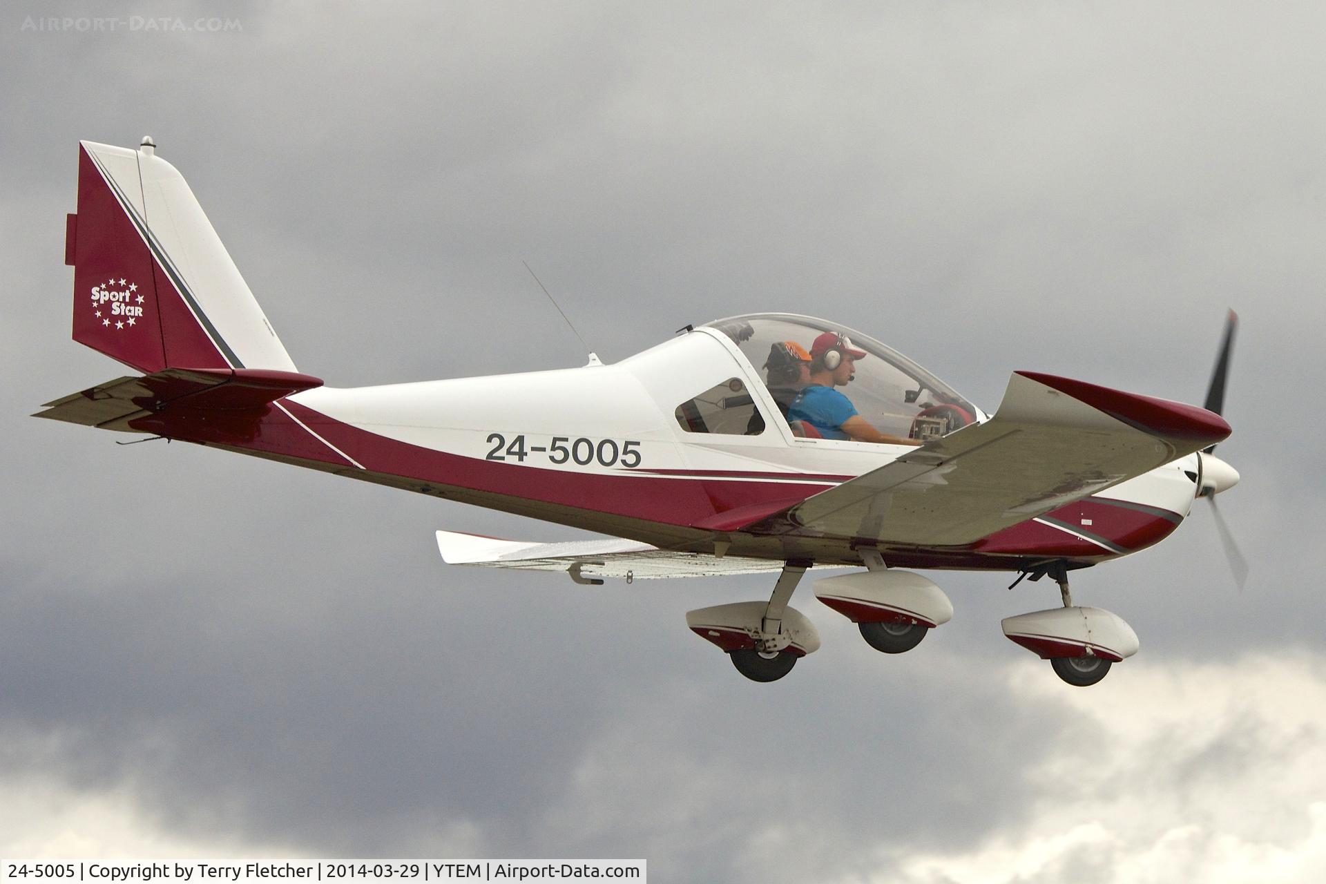 24-5005, 2006 Evektor-Aerotechnik SportStar C/N 2005-0504, At Temora Airport during the 40th Anniversary Fly-In of the Australian Antique Aircraft Association