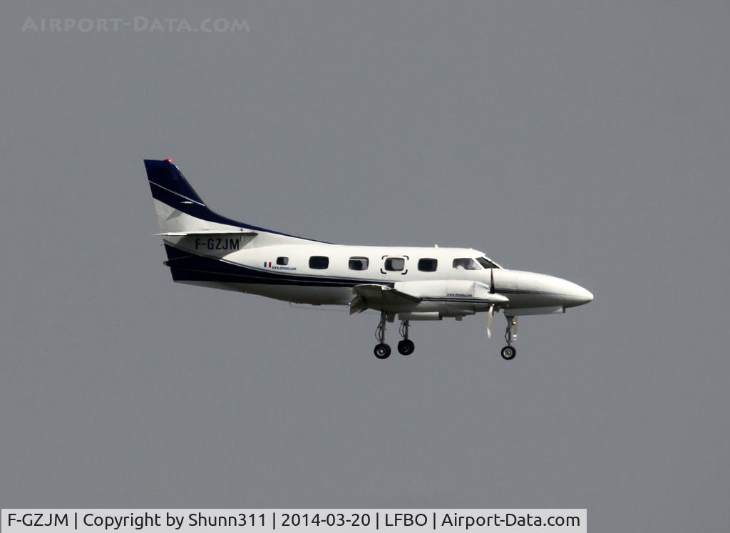 F-GZJM, 1975 Swearingen SA-226T Merlin IIIA C/N T-264, Landing rwy 14L