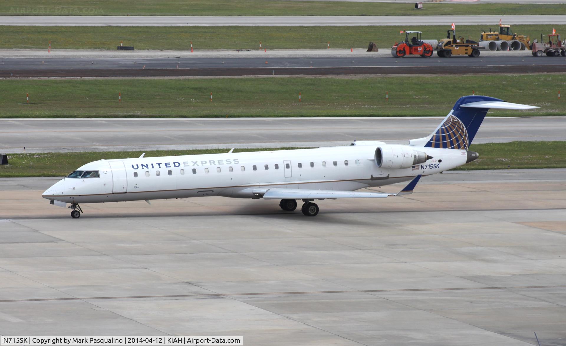 N715SK, 2004 Bombardier CRJ-700 (CL-600-2C10) Regional Jet C/N 10179, CL-600-2C10
