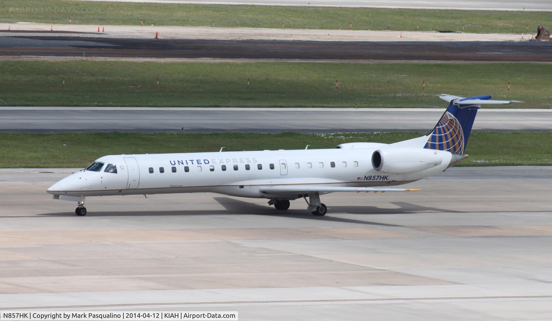 N857HK, 2001 Embraer EMB-145EP (ERJ-145EP) C/N 145418, EMB-145EP