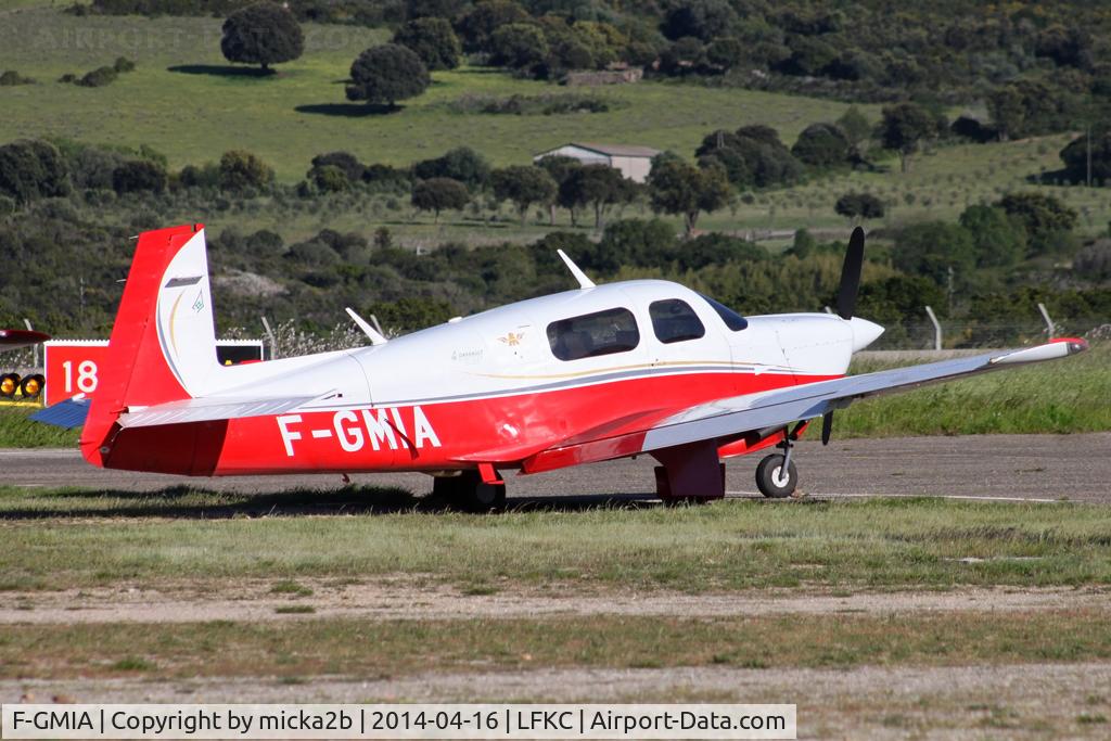 F-GMIA, Mooney M20J 201 C/N 24-3358, Parked