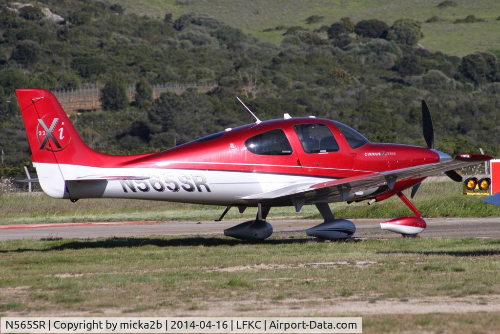 N565SR, 2009 Cirrus SR22 C/N 3484, Parked