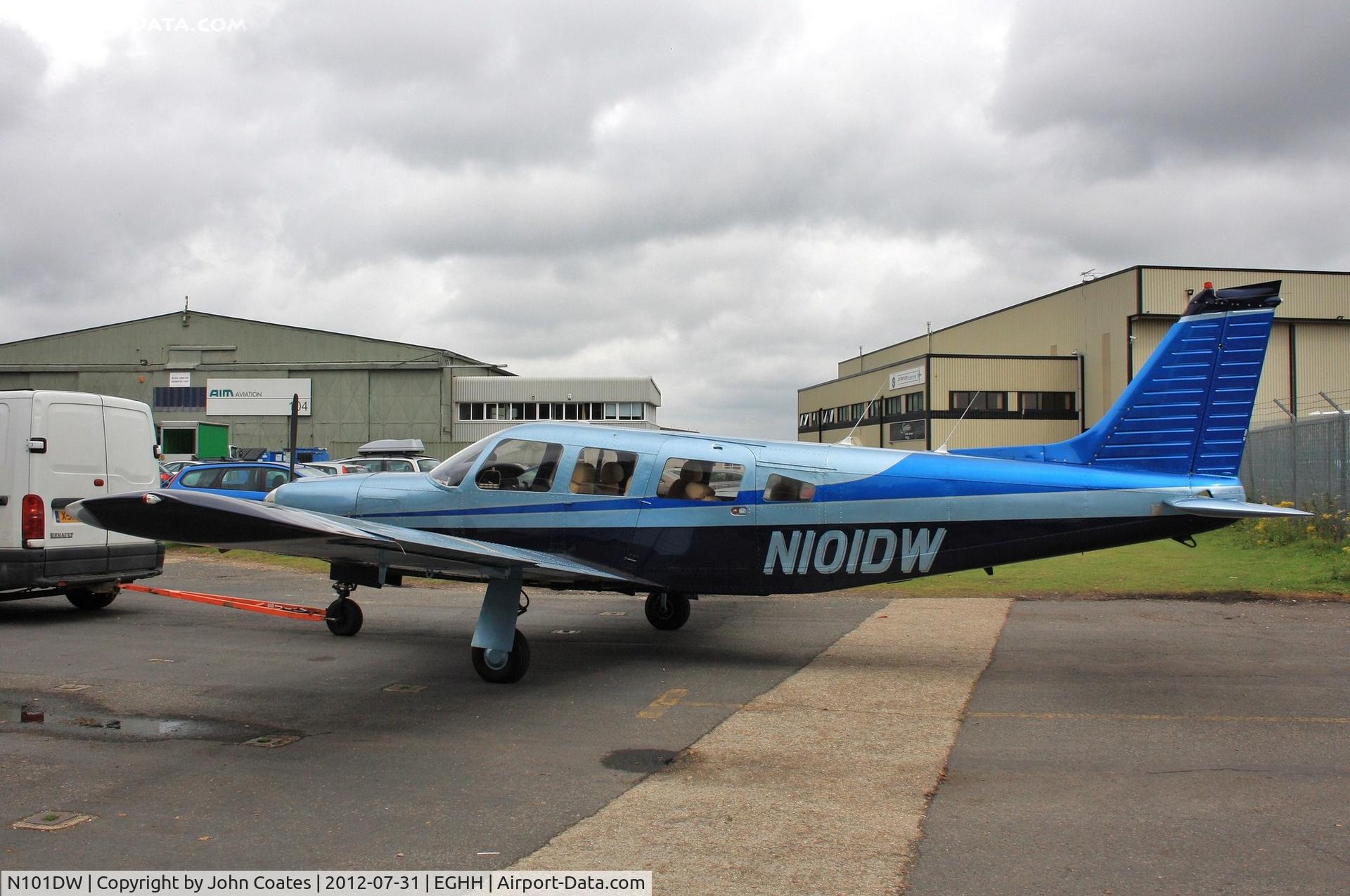 N101DW, 1976 Piper PA-32R-300 Cherokee Lance C/N 32R-7680399, Off for a respray