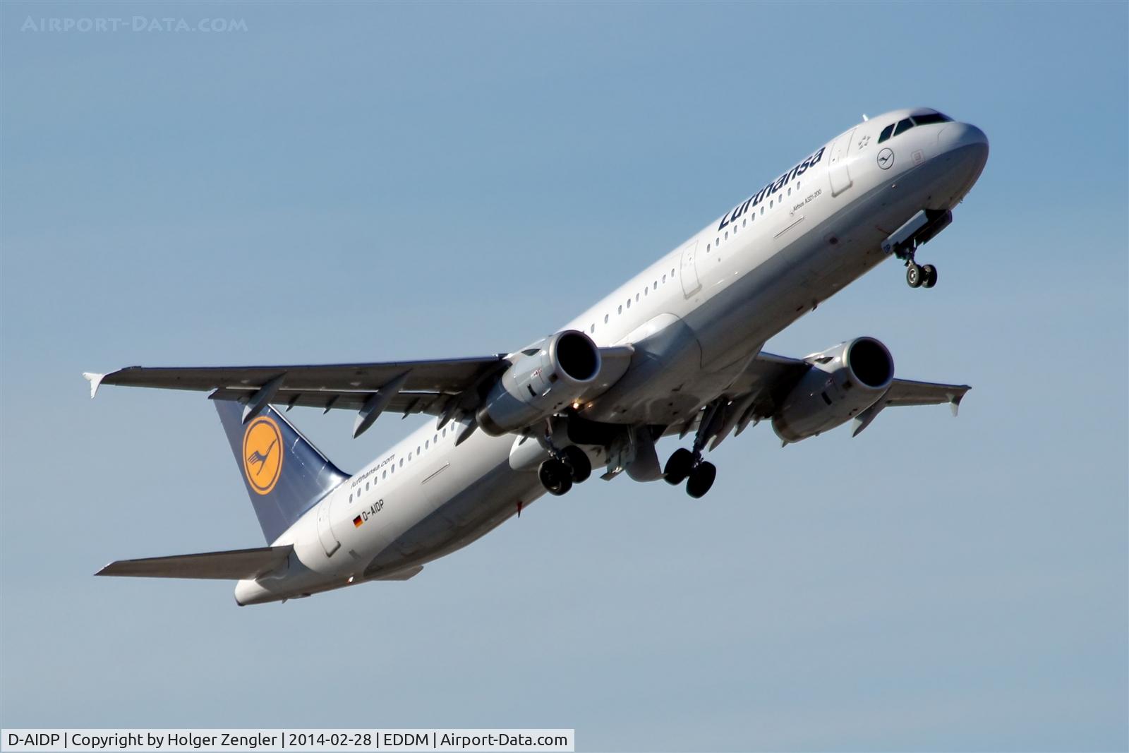 D-AIDP, 2012 Airbus A321-231 C/N 5049, Seconds after take-off on rwy 08R....