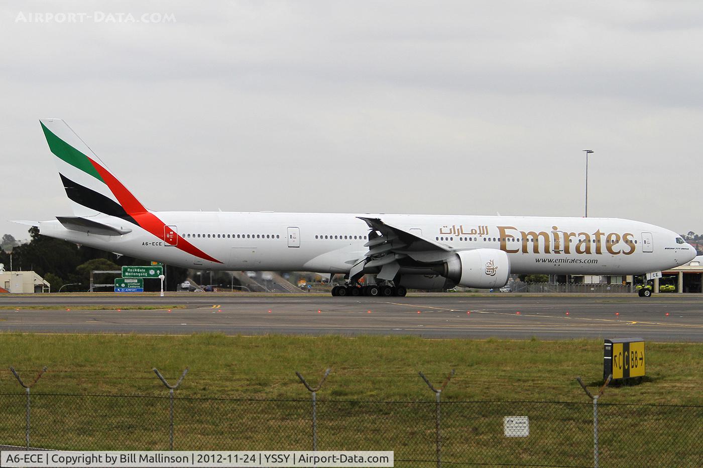 A6-ECE, 2007 Boeing 777-31H/ER C/N 35575, landed on 34L
