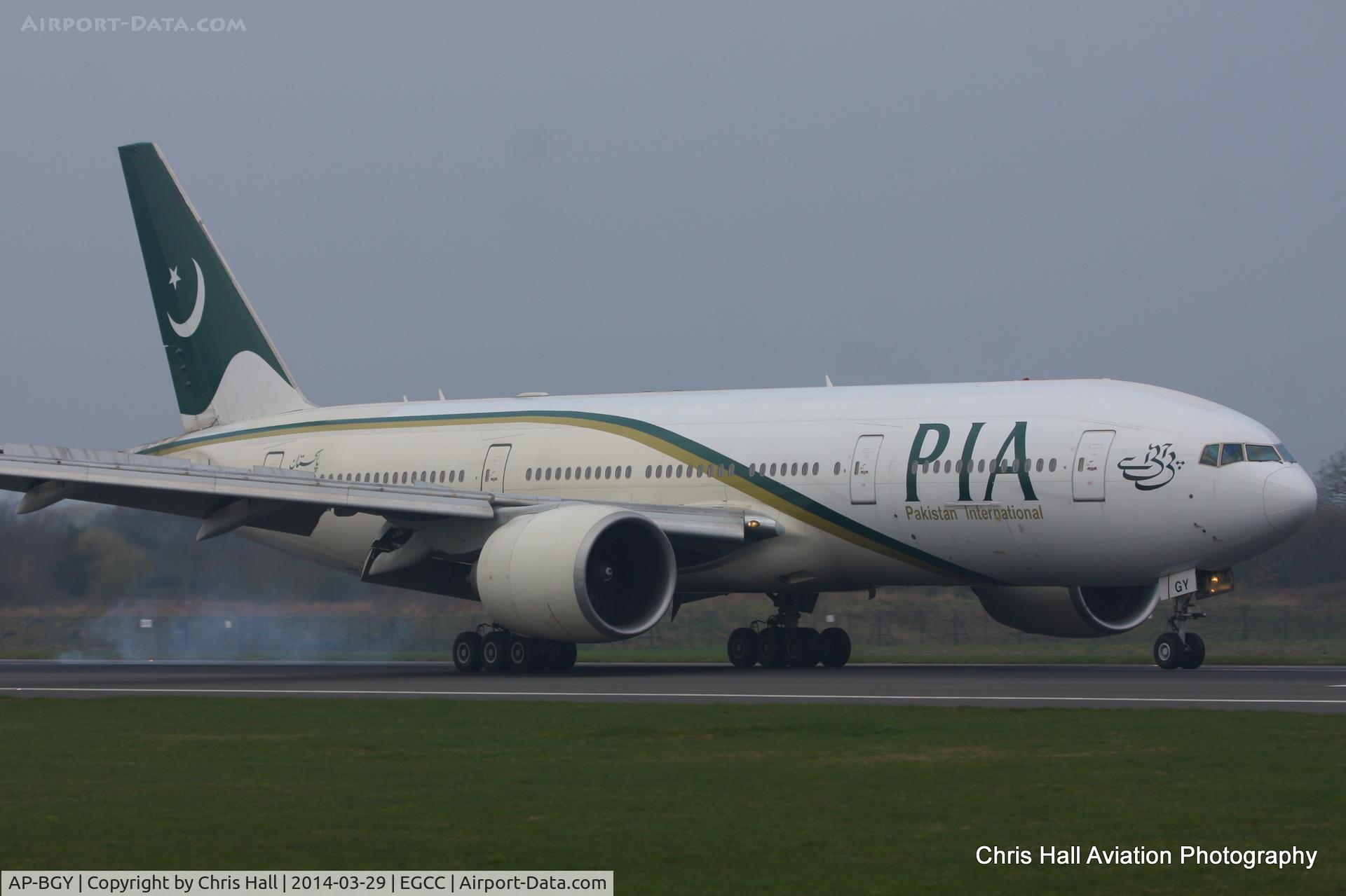 AP-BGY, 2005 Boeing 777-240/LR C/N 33781, PIA Pakistan International Airlines