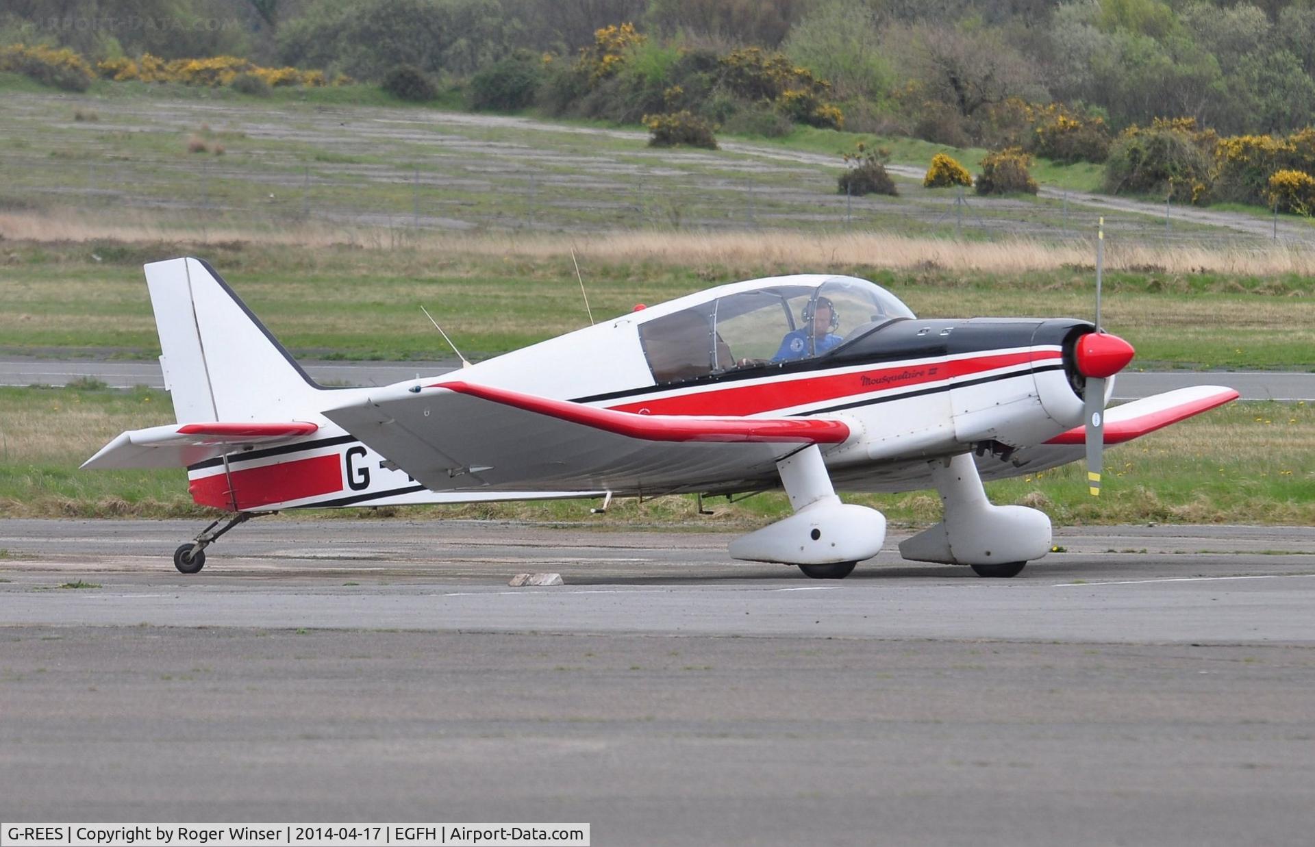 G-REES, 1965 SAN Jodel D-140C Mousquetaire III C/N 156, Visiting Mousquetaire.
