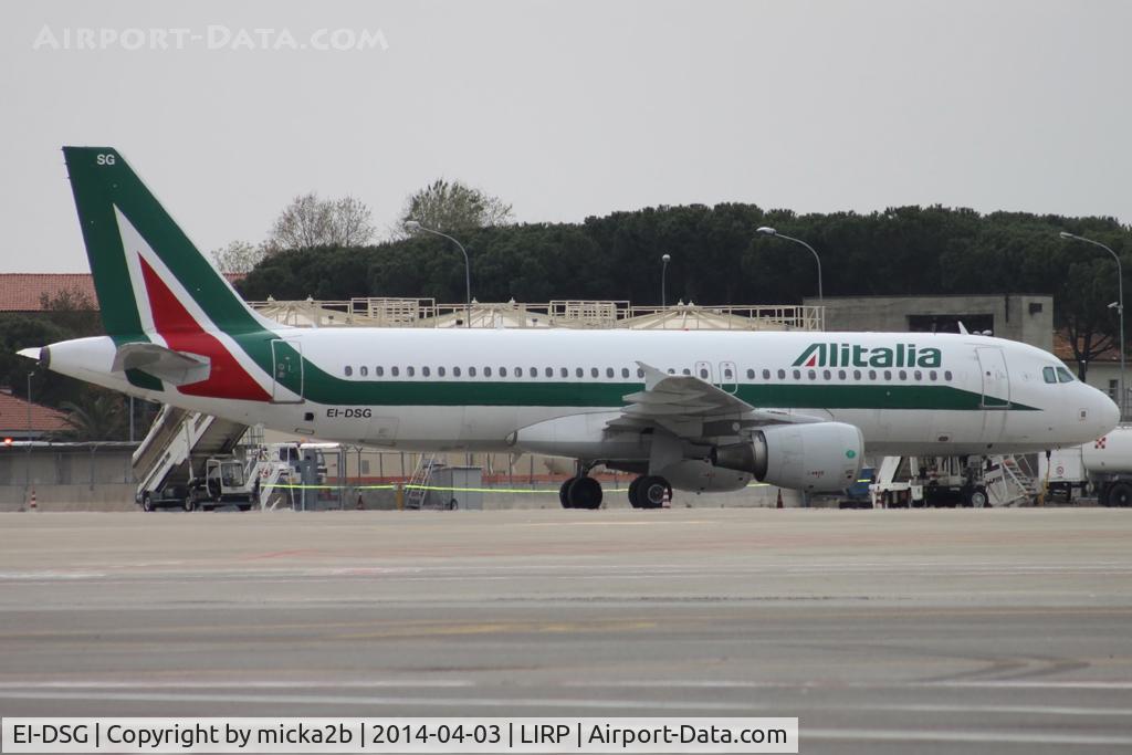 EI-DSG, 2007 Airbus A320-216 C/N 3115, Parked