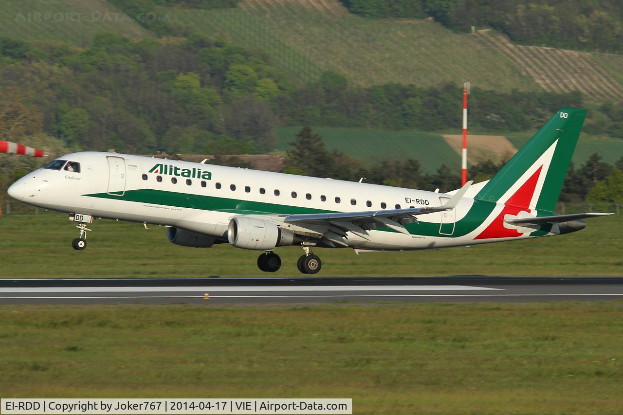 EI-RDD, 2013 Embraer 175LR (ERJ-170-200LR) C/N 17000334, Alitalia