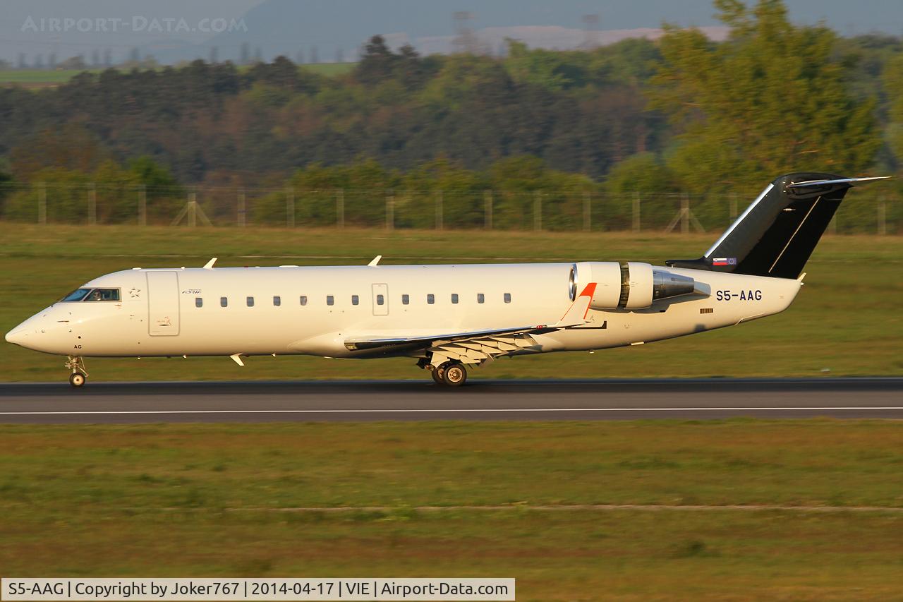 S5-AAG, 2000 Canadair CRJ-200LR (CL-600-2B19) C/N 7384, Adria Airways