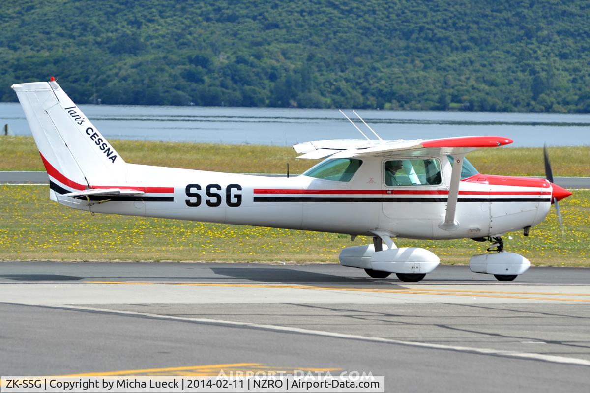 ZK-SSG, Cessna 152 C/N 15285466, At Rotorua