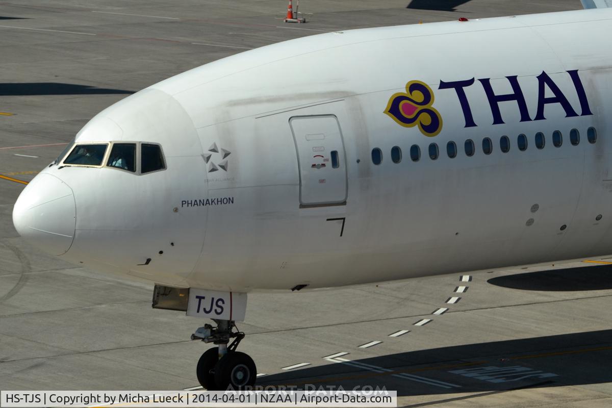 HS-TJS, 2006 Boeing 777-2D7/ER C/N 34587/595, At Auckland