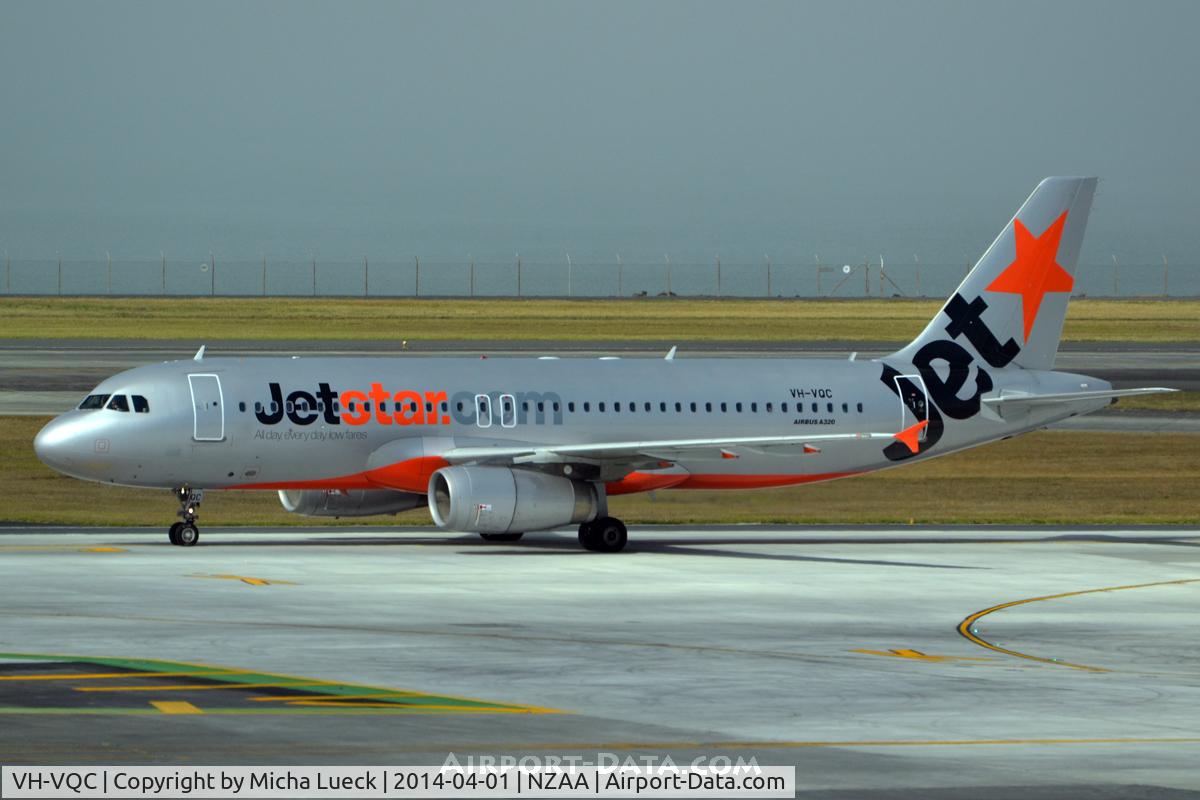 VH-VQC, 2008 Airbus A320-232 C/N 3668, At Auckland