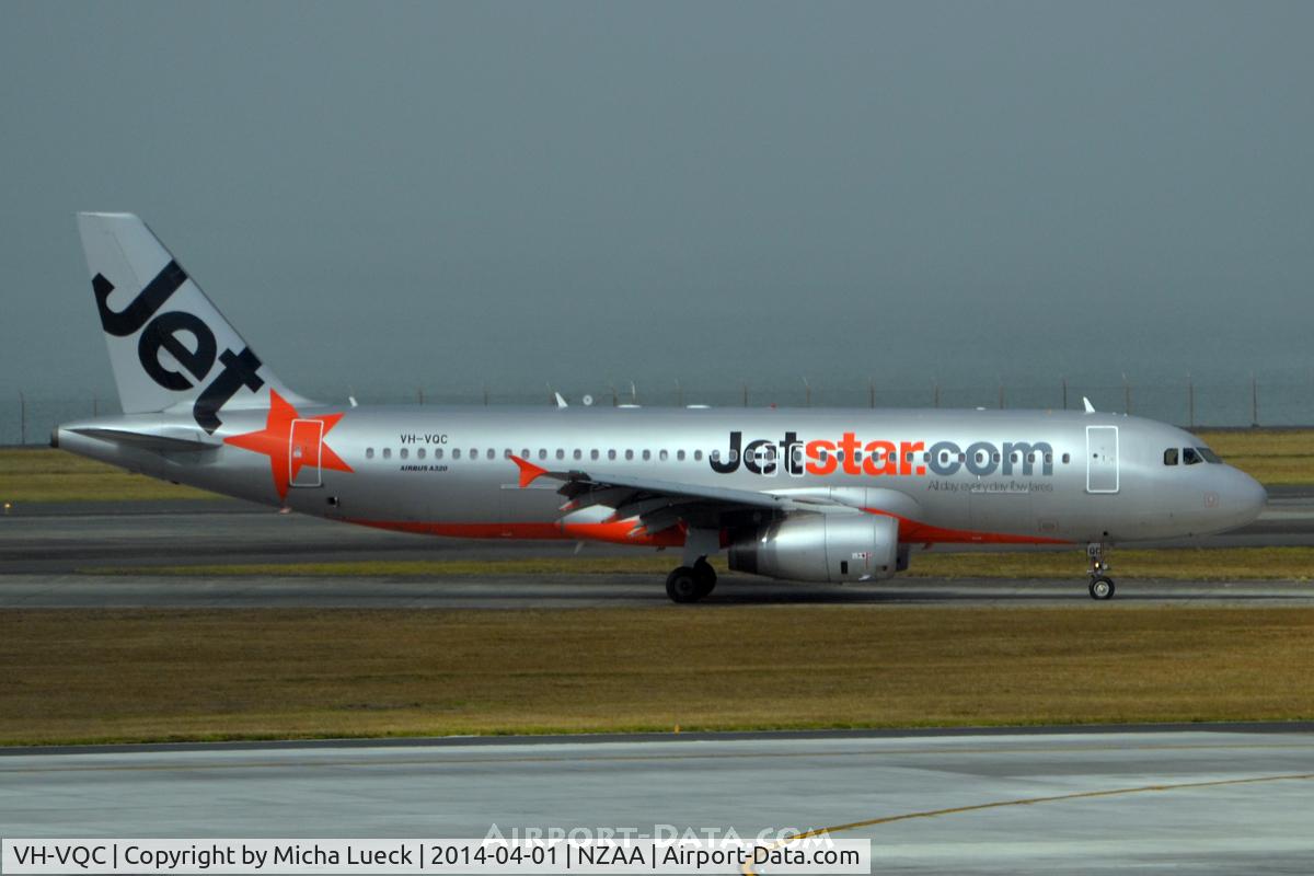 VH-VQC, 2008 Airbus A320-232 C/N 3668, At Auckland