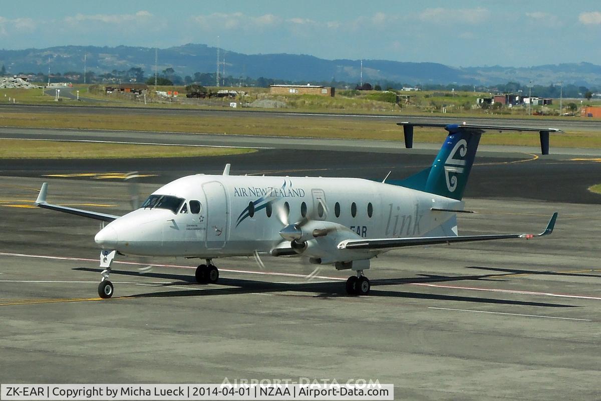 ZK-EAR, 1999 Beech 1900D C/N UE-388, At Auckland