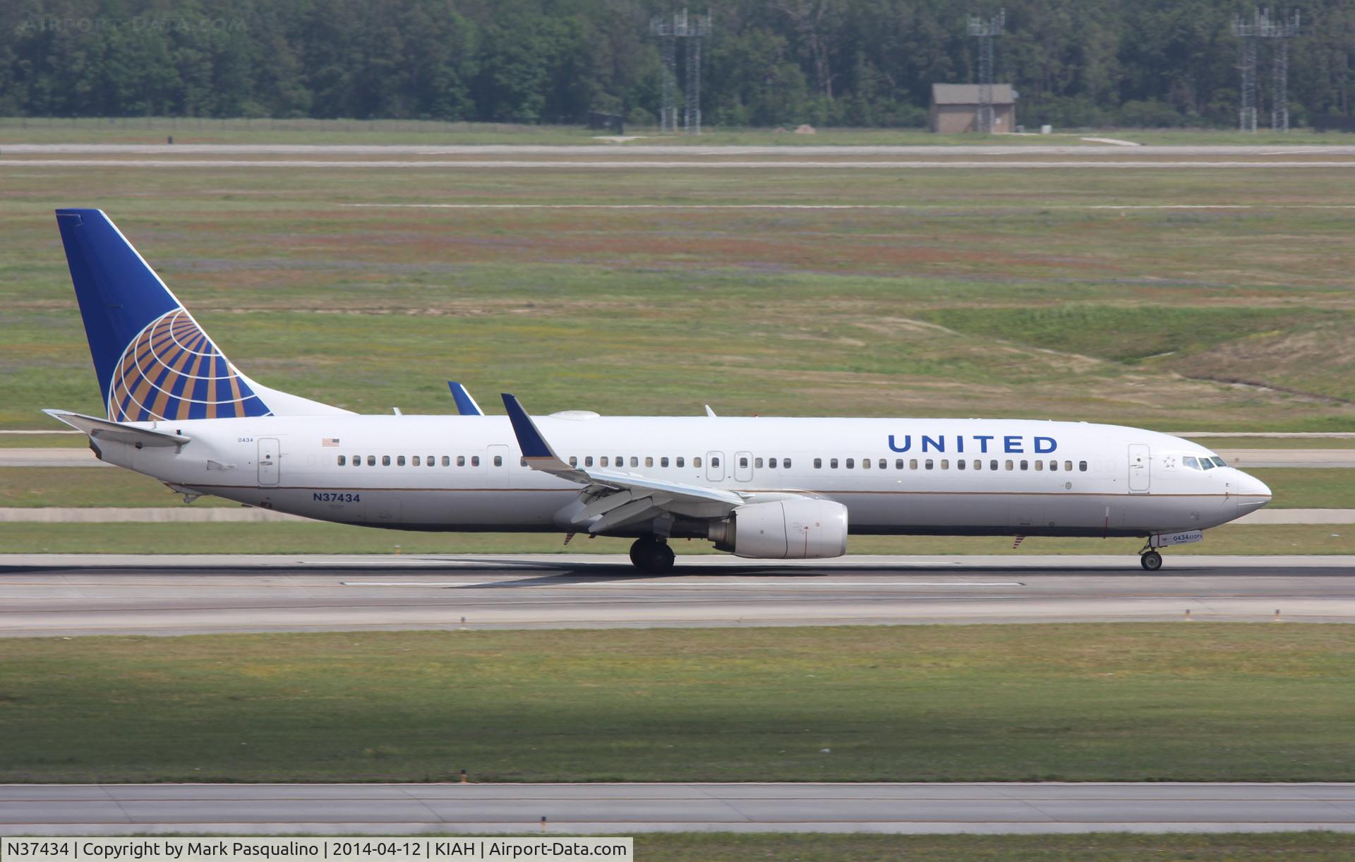 N37434, 2009 Boeing 737-924/ER C/N 33528, Boeing 737-900ER