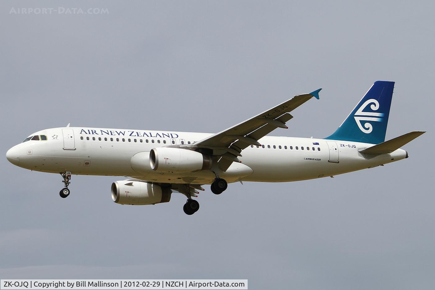 ZK-OJQ, 2011 Airbus A320-232 C/N 4584, finals to20
