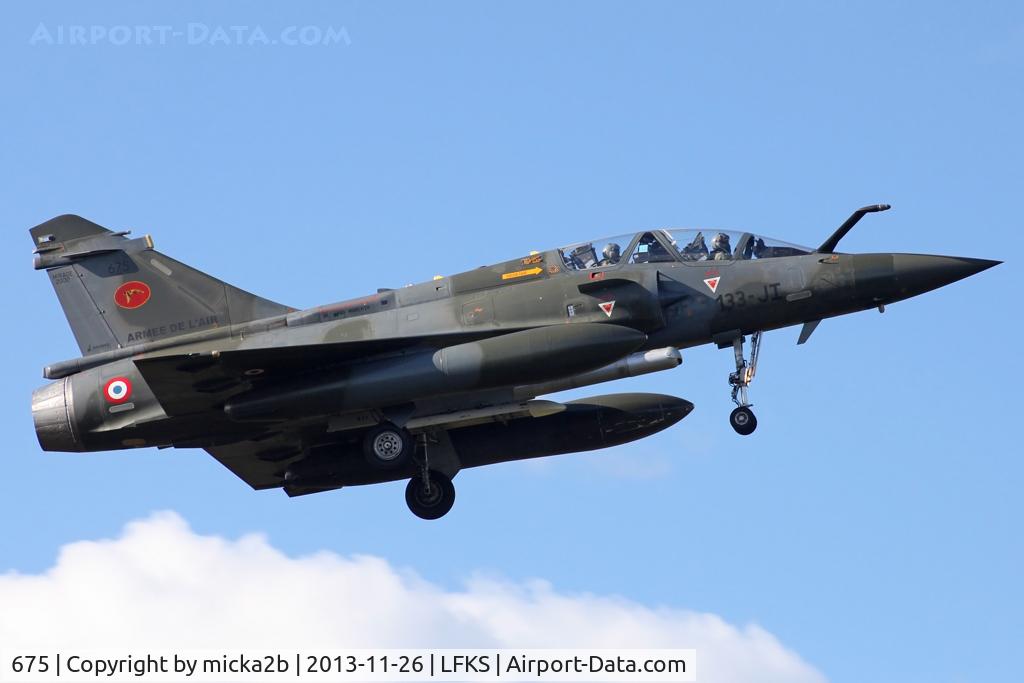 675, Dassault Mirage 2000D C/N 549, Landing