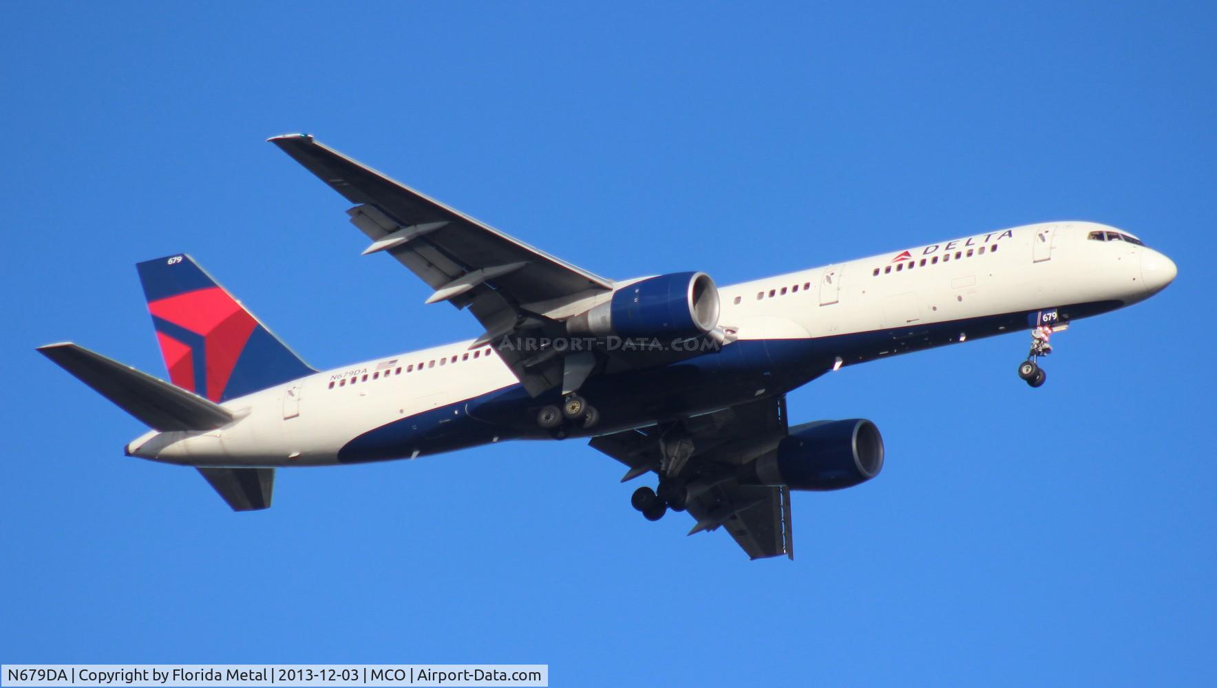 N679DA, 1992 Boeing 757-232 C/N 26955, Delta 757-200