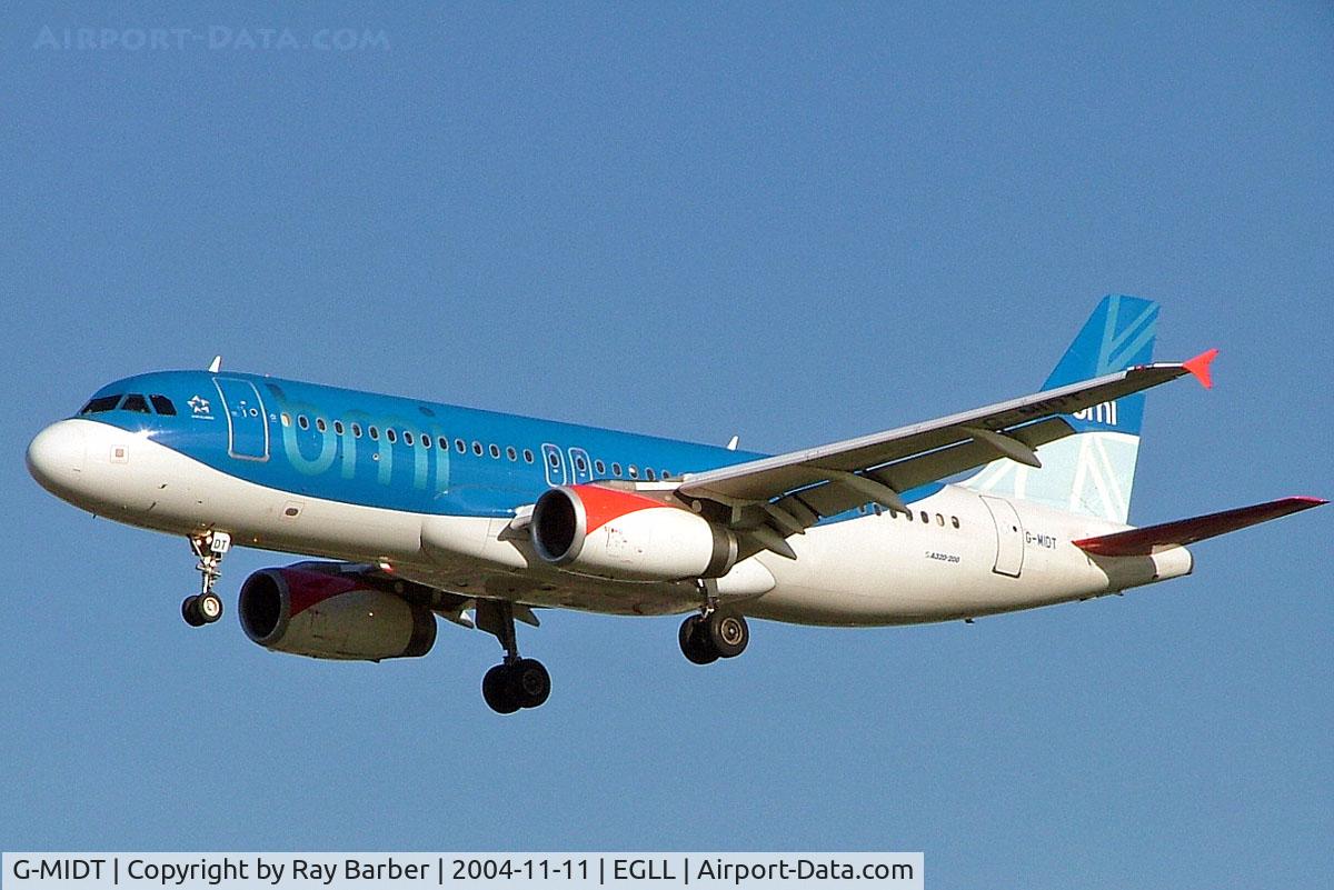 G-MIDT, 2001 Airbus A320-232 C/N 1418, Airbus A320-232 [1418] (bmi British Midland) Heathrow~G 11/11/2004. About to land 27L.