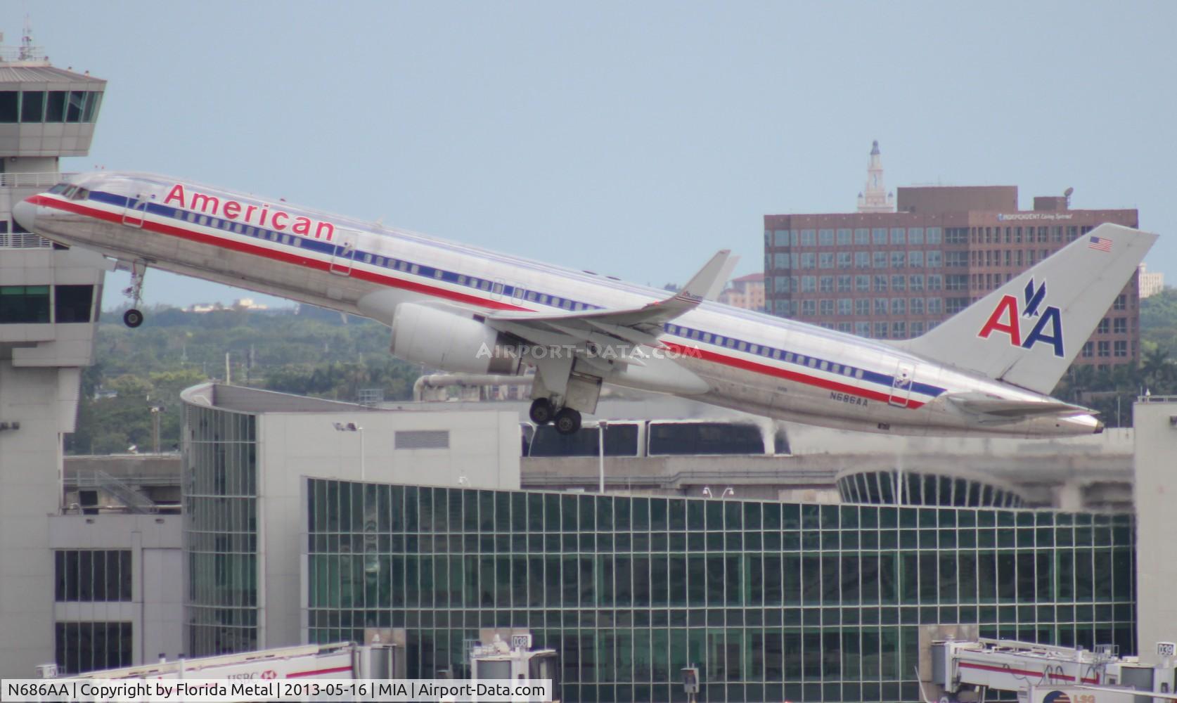 N686AA, 1992 Boeing 757-223 C/N 25343, American 757-200