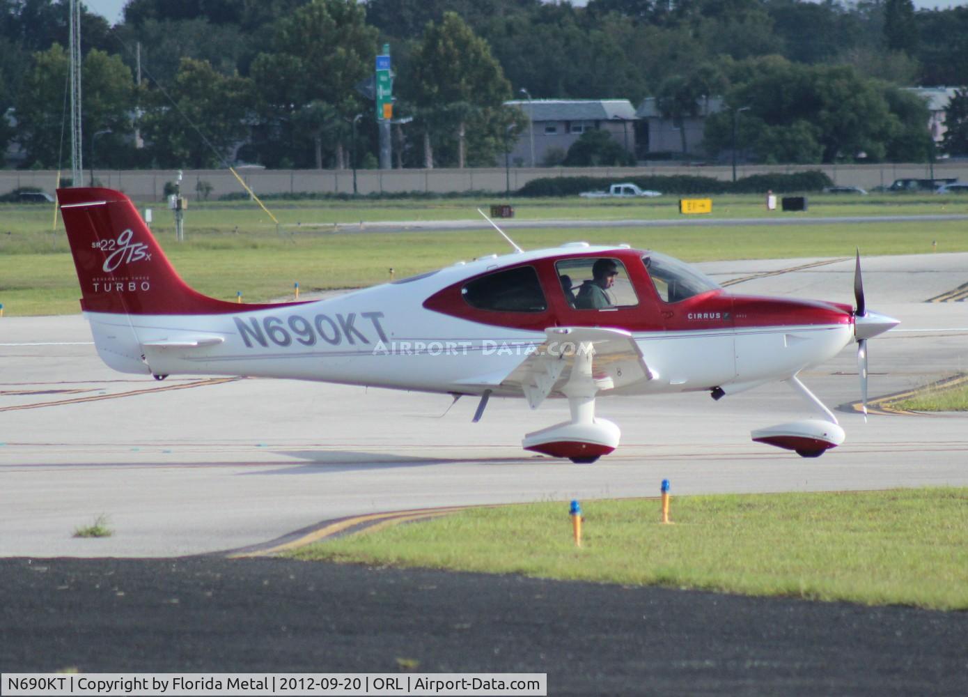N690KT, 2008 Cirrus SR22 C/N 3299, Cirrus SR22