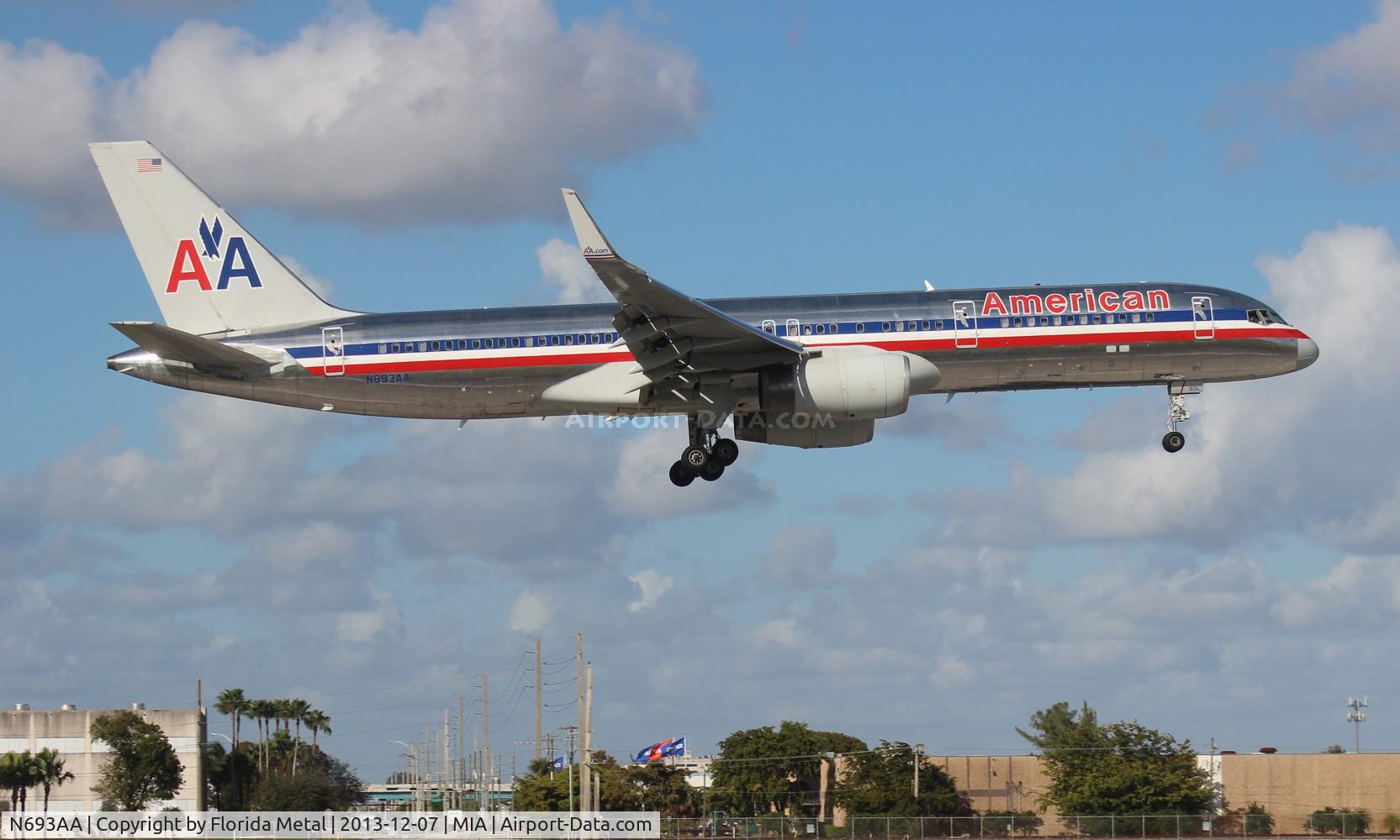 N693AA, 1994 Boeing 757-223 C/N 26973, American 757-200
