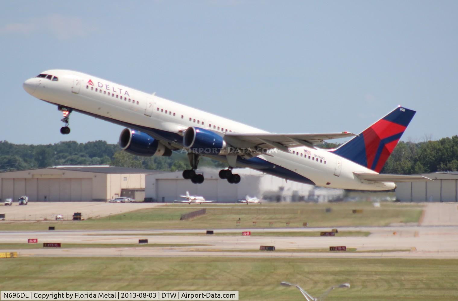 N696DL, 1999 Boeing 757-232 C/N 29728, Delta 757-200