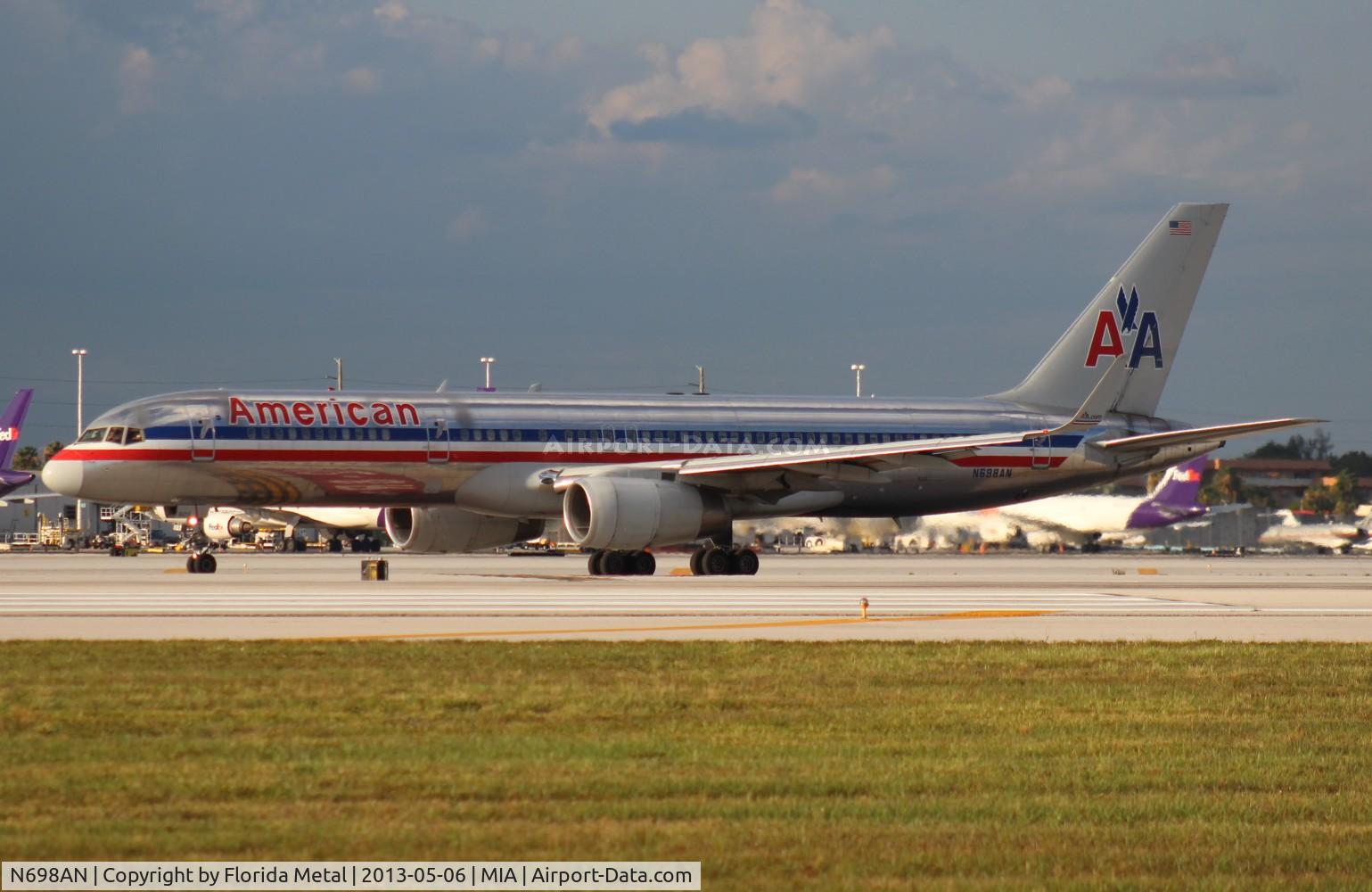 N698AN, 1994 Boeing 757-223 C/N 26980, American 757-200