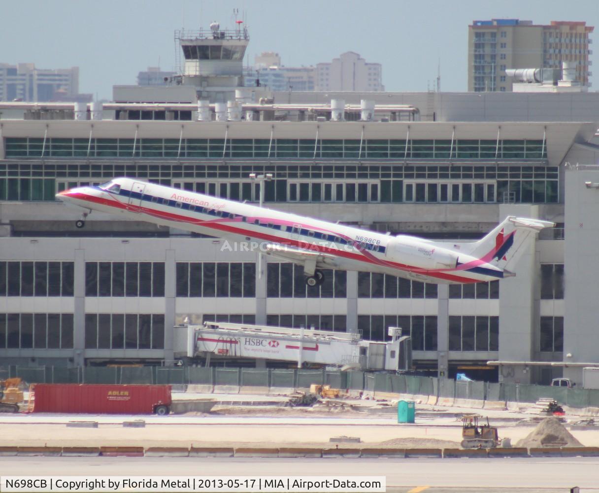 N698CB, 2004 Embraer ERJ-145LR (EMB-145LR) C/N 14500877, American Eagle E145LR
