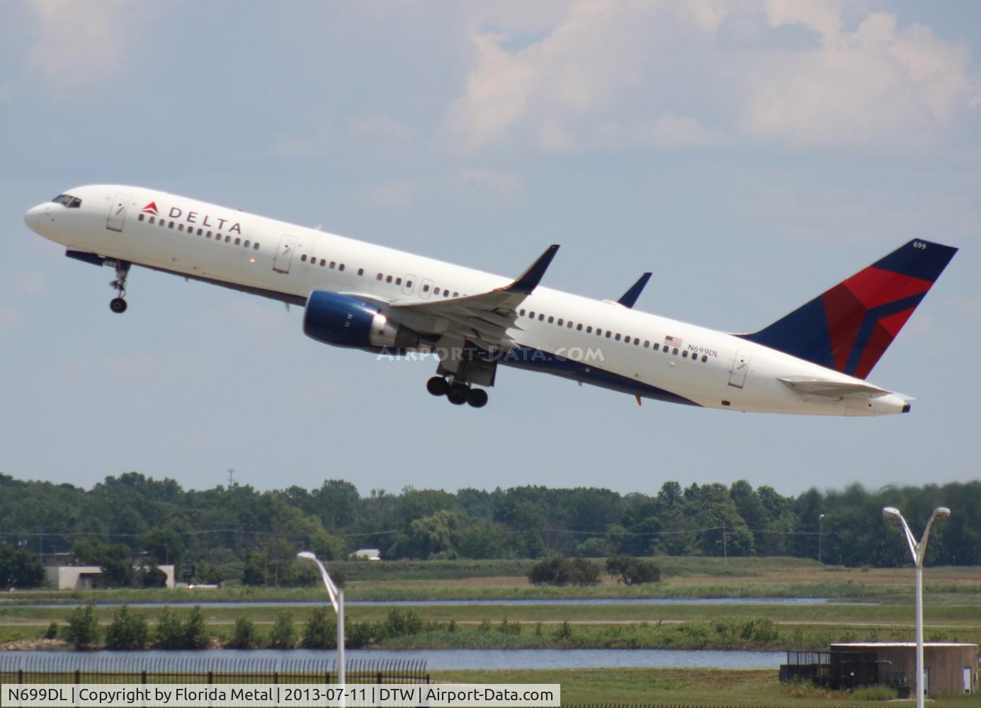 N699DL, 1999 Boeing 757-232 C/N 29970, Delta 757-200