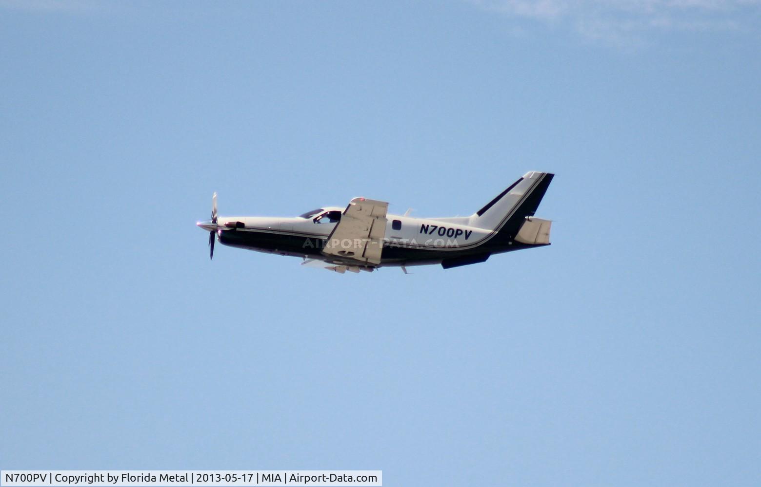 N700PV, 2002 Socata TBM-700 C/N 215, TBM-700